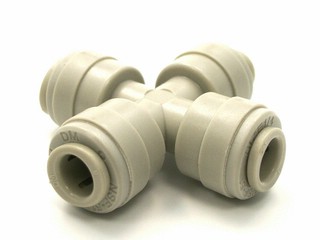 Kreuzstecker